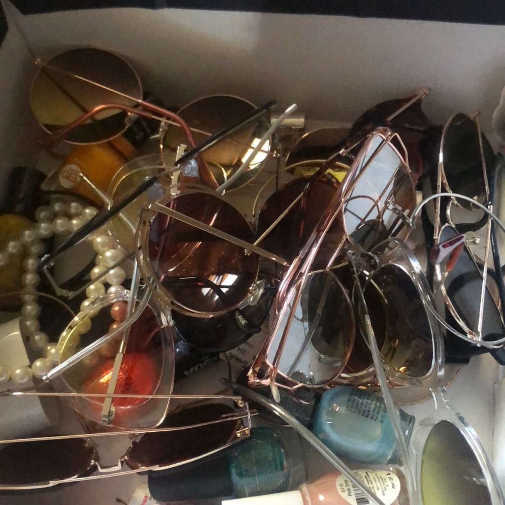 Sunglasses - Picture 6 of 6